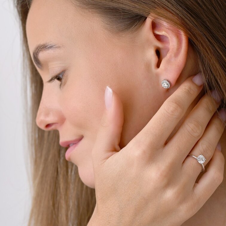 Stříbrný prsten ELEN 15M00003 moissanite