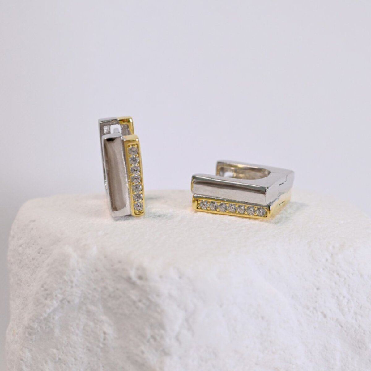 Stříbrné dvoubarevné náušnice 11781.1