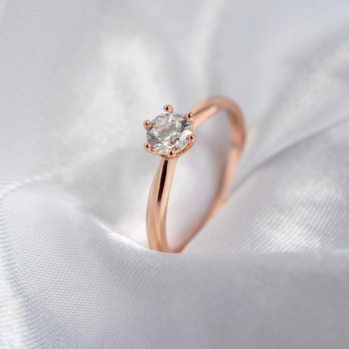 Pozlátený strieborný prsteň s jemným zirkónom 15014.1 rose gold