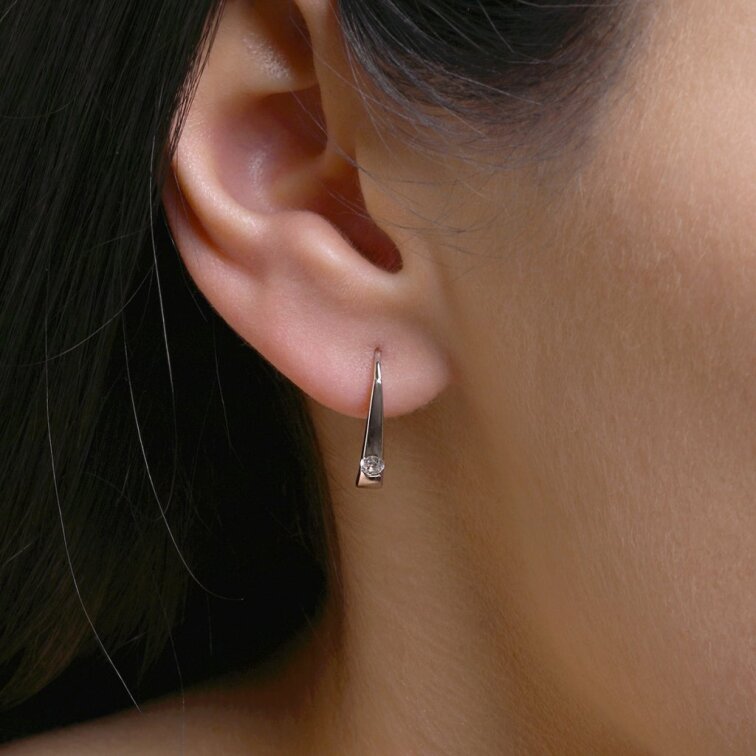 Strieborné visiace náušnice 11676.1