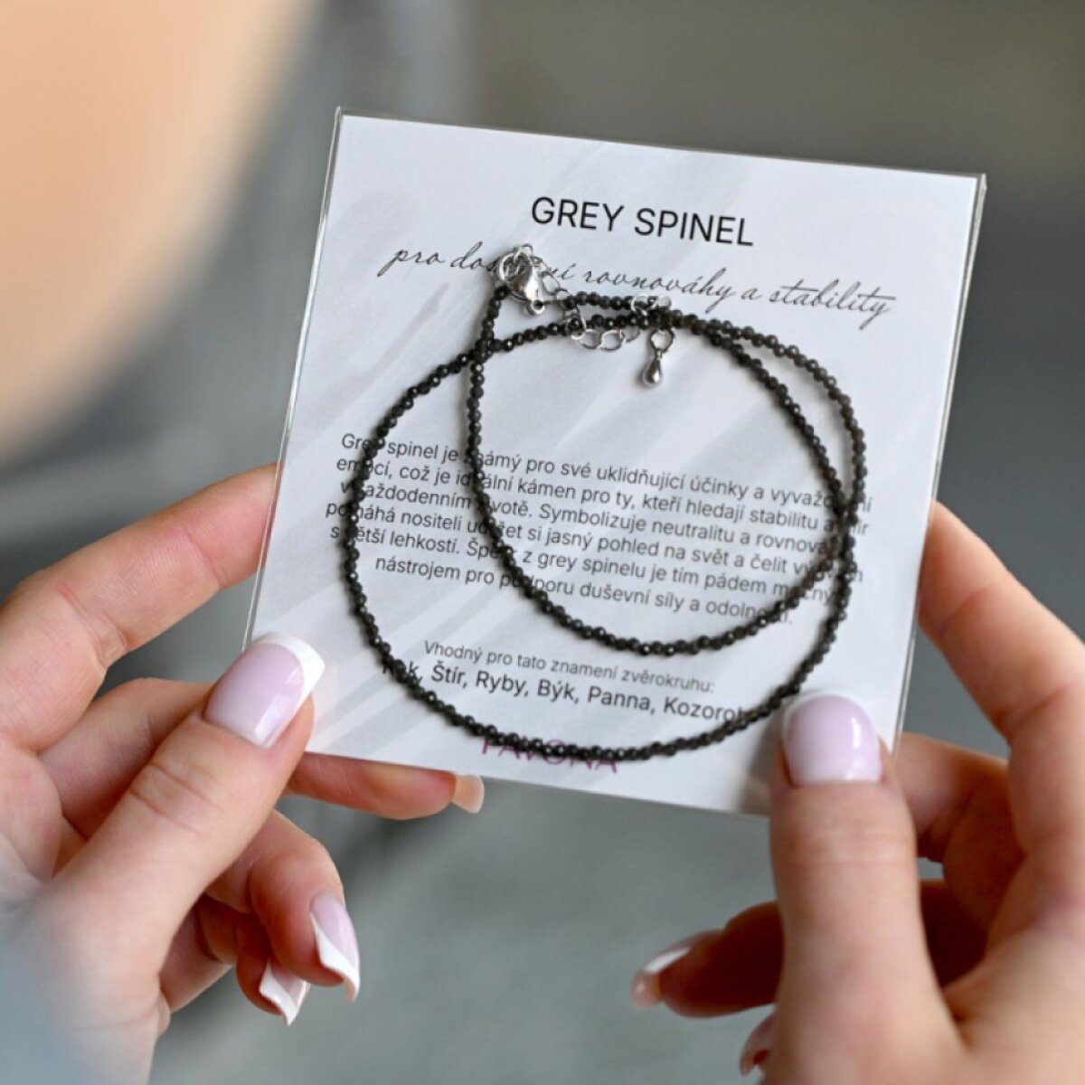 Náhrdelník s grey spinel kameňmi 42012.3 oceľ
