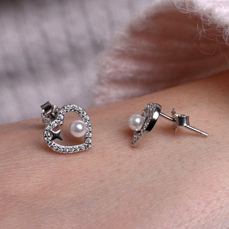 Strieborné náušnice srdiečka s perličkou 11805.1