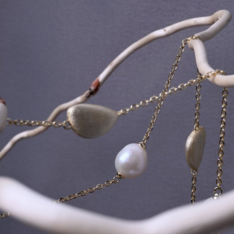 Pozlacený náhrdelník s říčními perlami 22060.1