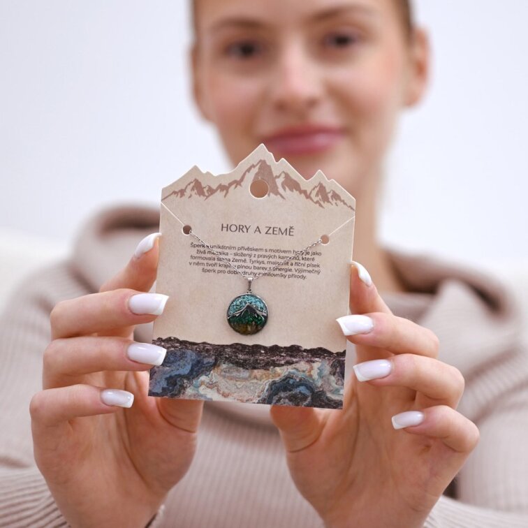 Náhrdelník hory s tyrkysem a malachitem 42040.3 ocel