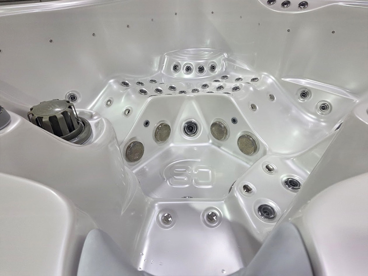 Hot Tub Delphina 3rd Gen for 5 persons 230x216x92 cm - 8807