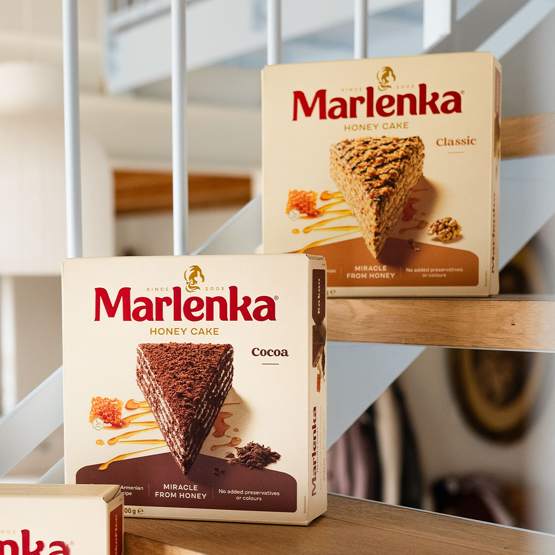Duopack MARLENKA® - Medový dort s vlašskými ořechy 800 g a Medový dort s kakaem 800 g
