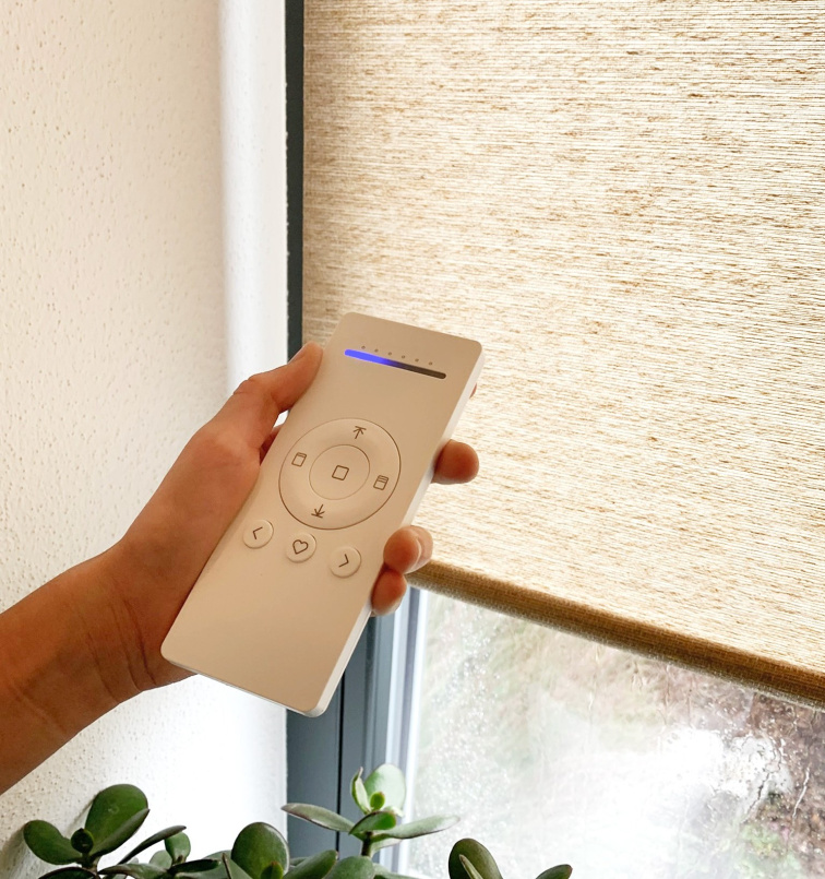 Šestikanálový ovladač pro motorizované rolety