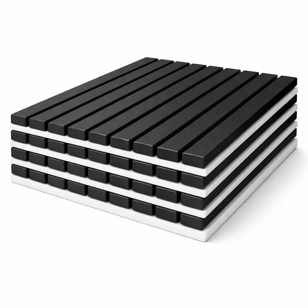 Obkladový panel na bílé desce, Černá 2600*400 mm