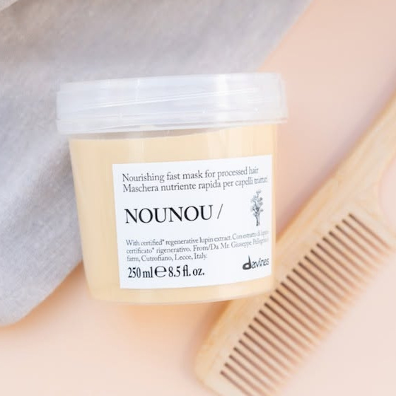Davines Essential Nounou Mask - regenerační maska na poškozené vlasy 250 ml