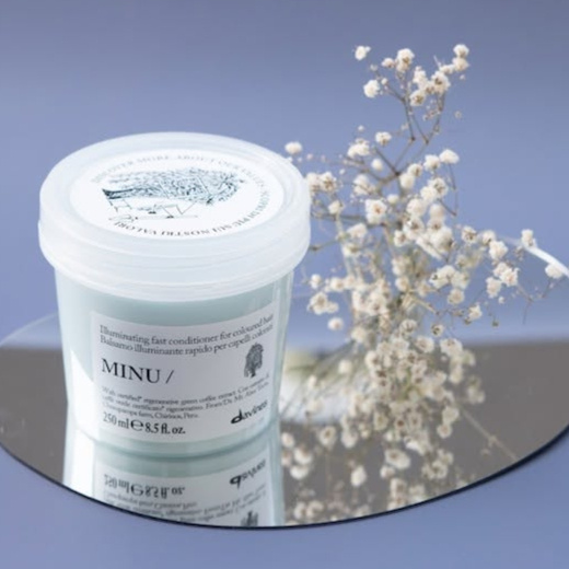 Davines Essential Minu Conditioner - kondicionér na barvené vlasy 250 ml