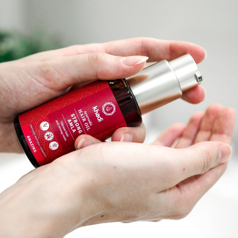 Khadi Hair Oil Strong Amla - vlasový olej pro zdravé, silné a lesklé vlasy 50 ml