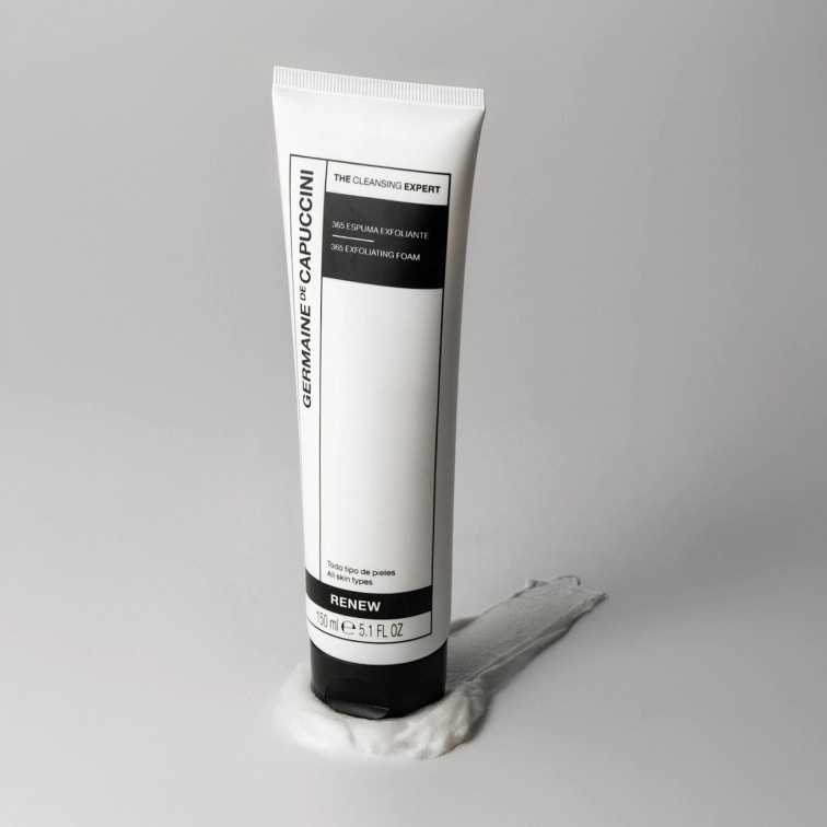 Germaine de Capuccini Cleansing Expert 365 Exfoliating Foam - peelingová pěna pro každodenní čištění pleti 150 ml
