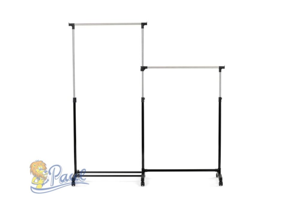 Věšák dvouramenný, černý plast.