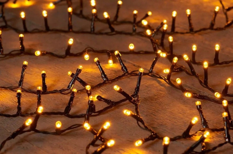 Vianočné svetielka na stromček, Reťaz 300x LED, 8 režimov, TEPLÁ BIELA