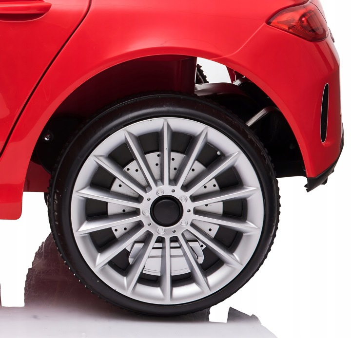 Mercedes NV CLS 350 červený