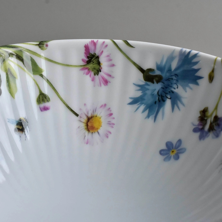 Porcelánová žebrovaná miska 650 ml - Bodlák