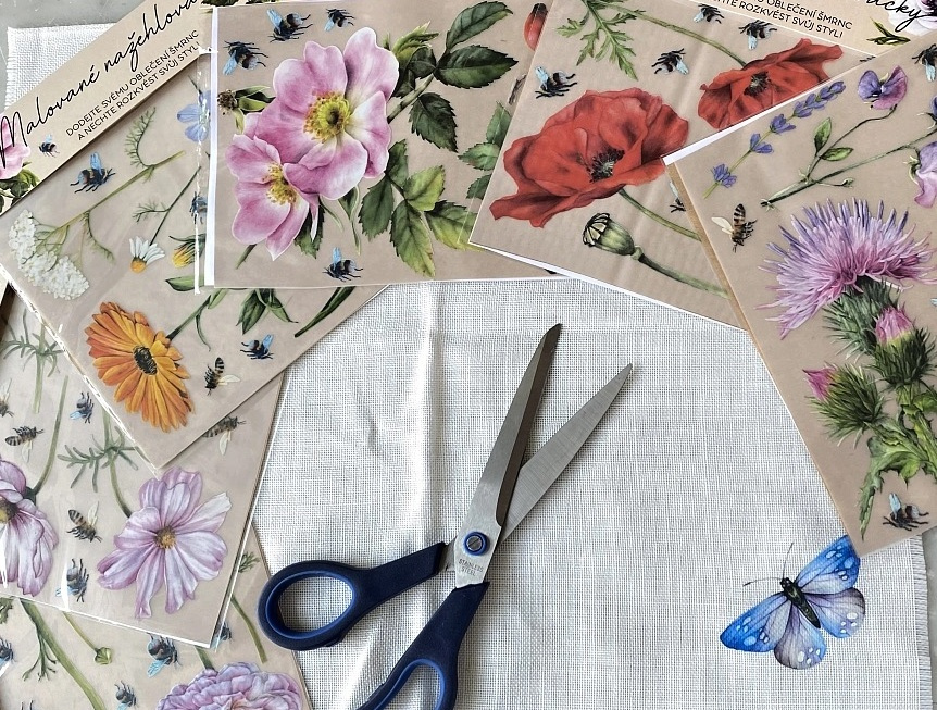 Nažehlovačky na oblečení - Růže II.