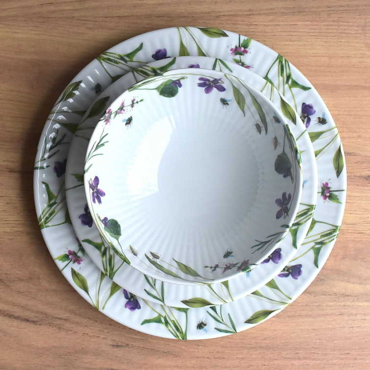Porcelánová žebrovaná sada - miska, talíř a talířek - Chrpa a sedmikráska