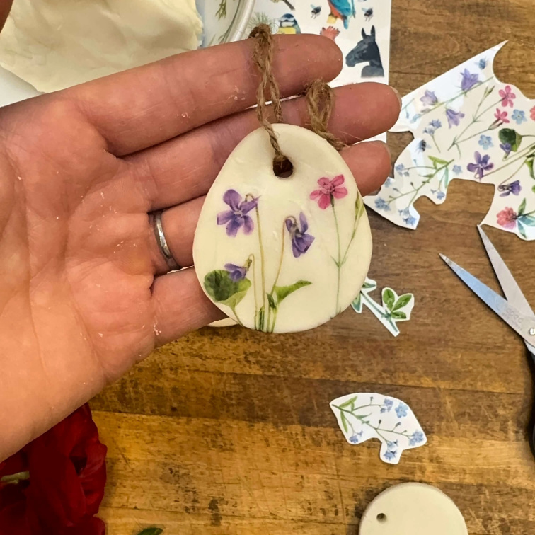 Jak vyrobit studený porcelán – jednoduchý recept 