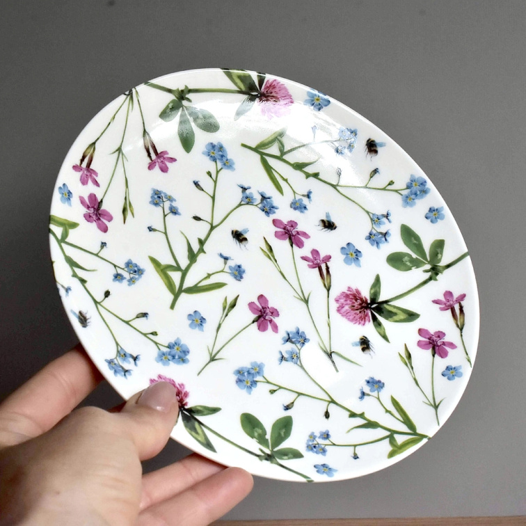 Porcelánový hladký talíř 20,5 cm - Vrabec