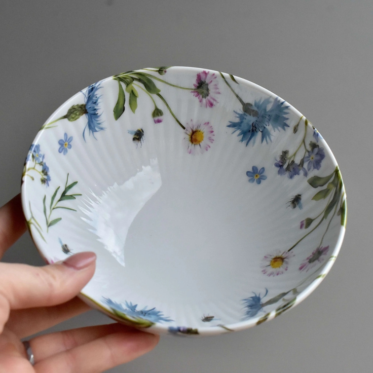Porcelánová žebrovaná miska 650 ml - Bodlák