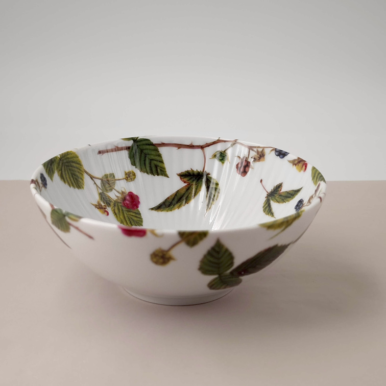 Porcelánová žebrovaná miska 400 ml - Borůvky