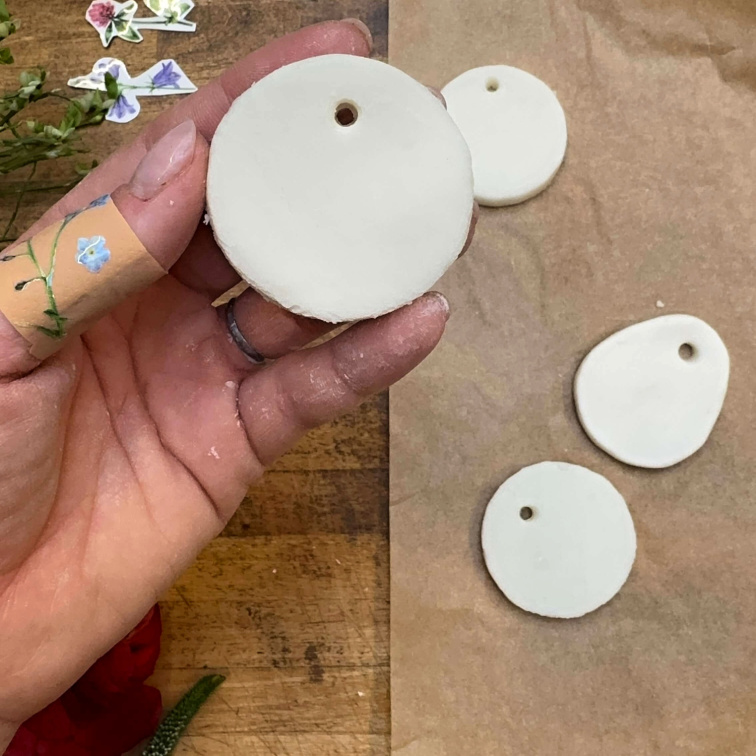 Jak vyrobit studený porcelán – jednoduchý recept 