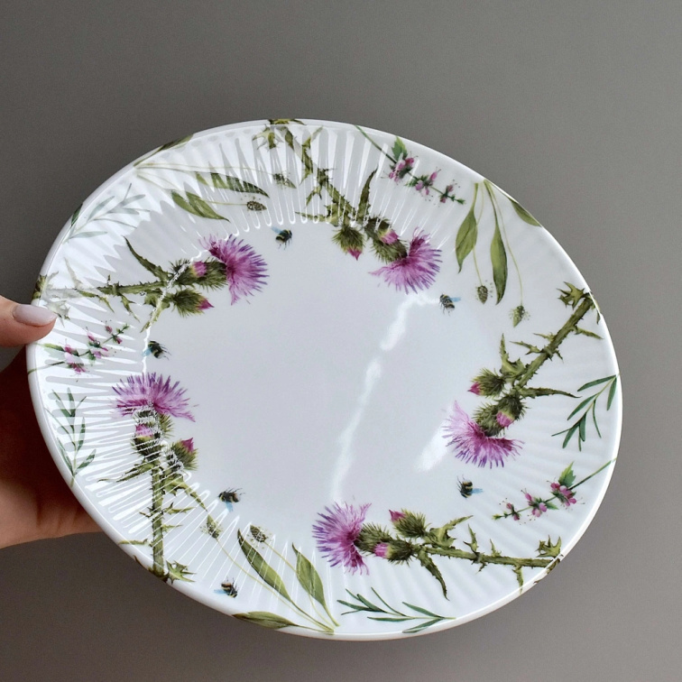 Porcelánový žebrovaný talíř 26 cm - Luční květy