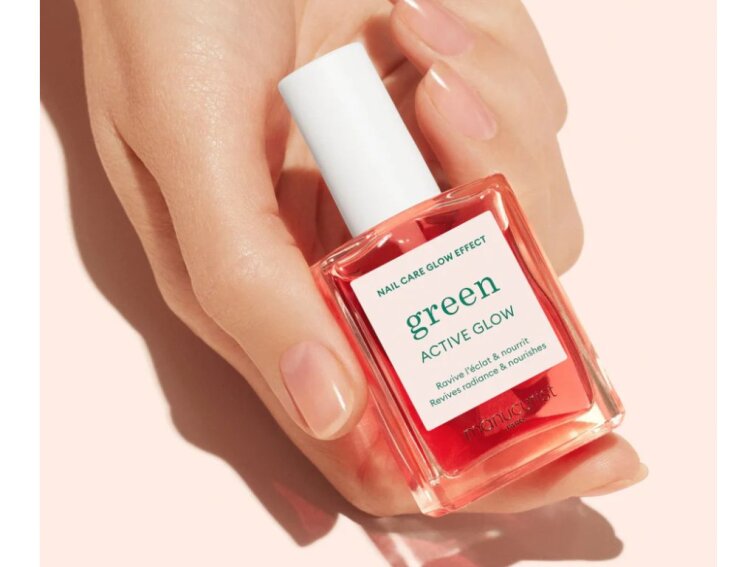 Pečující lak na nehty Manucurist