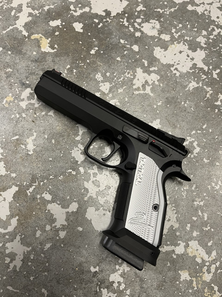 Česká klasika v airsoftu: přehled nejlepších licencovaných replik CZ 75