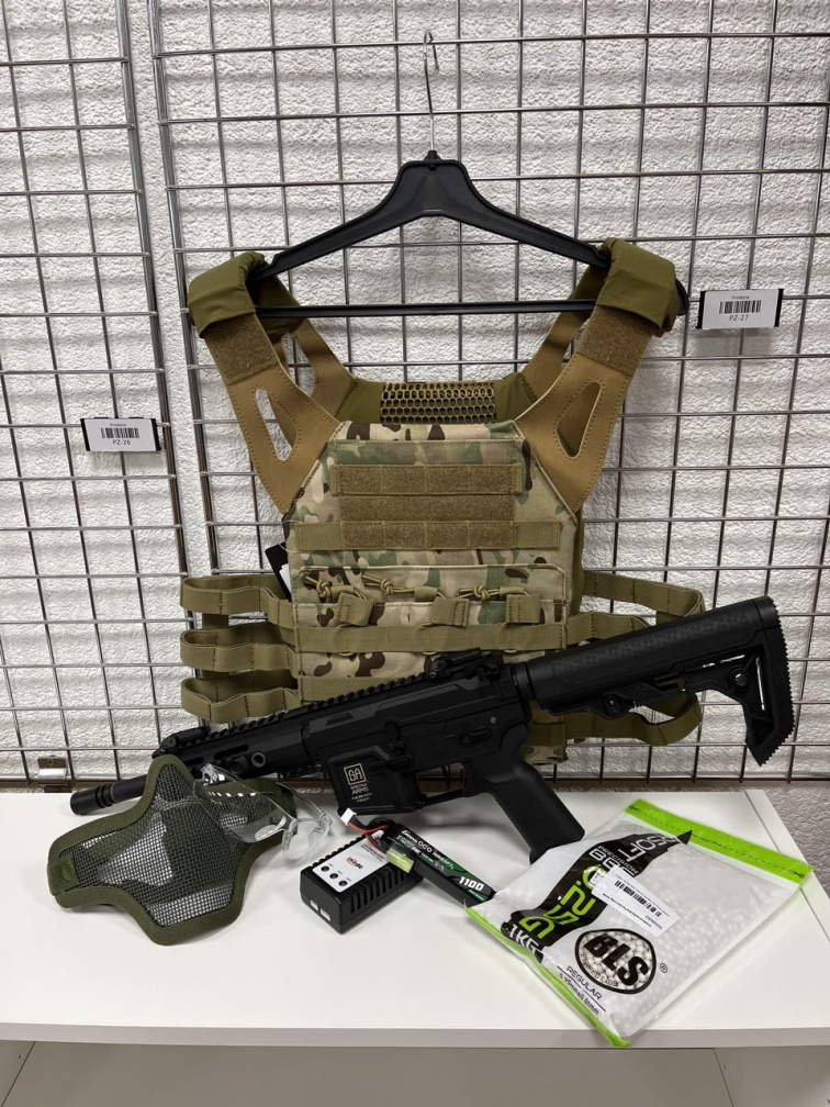 Jak začít s airsoftem a jaké vybavení potřebujete