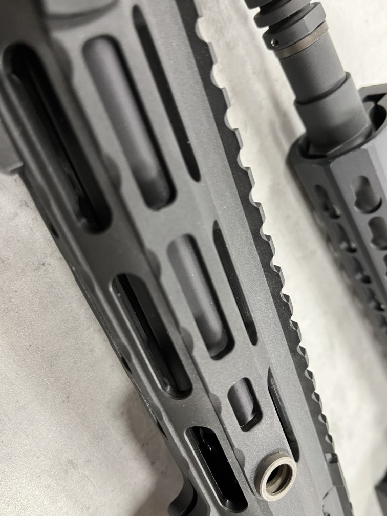 RIS, KeyMod a M-LOK: Jak vybrat montážní systém pro airsoftovou zbraň