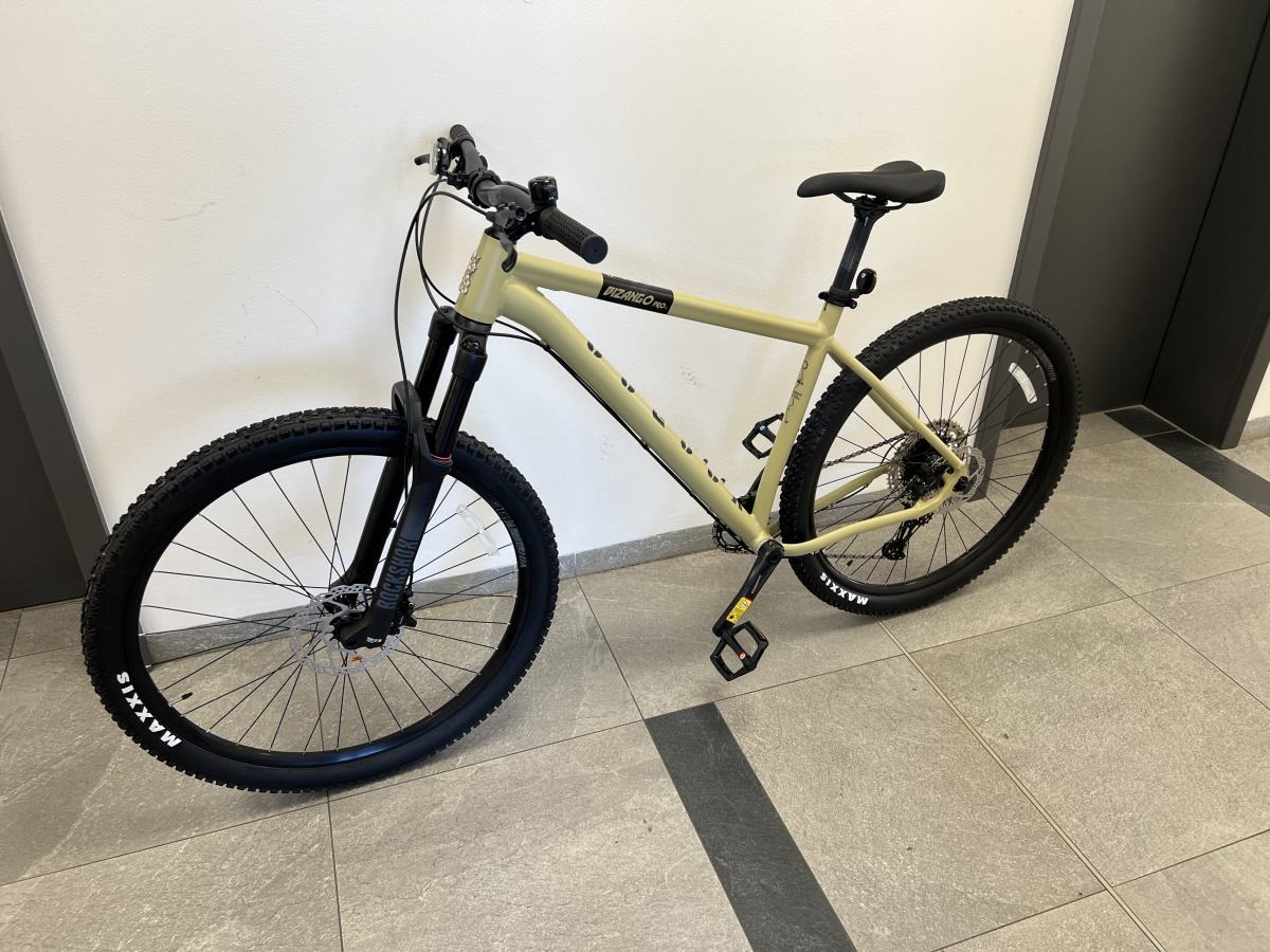 Předváděcí horské kolo BIZANGO PRO velikost XL