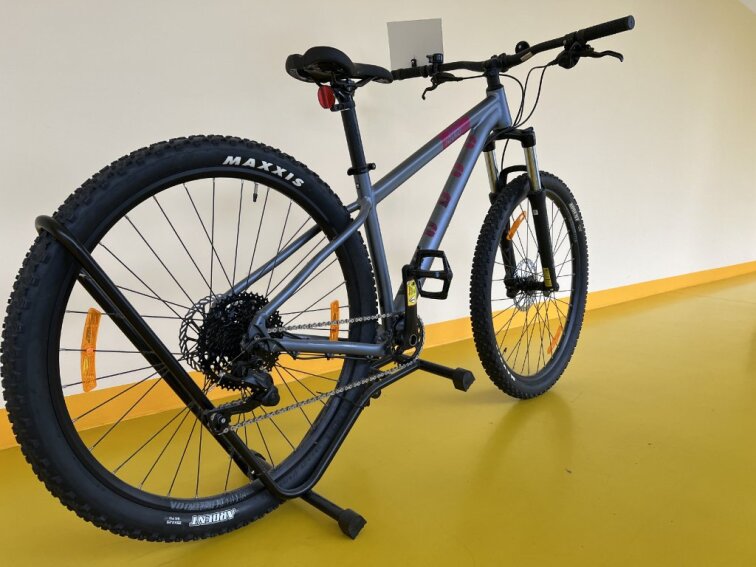 Předváděcí horské kolo SOUKRI velikosti M