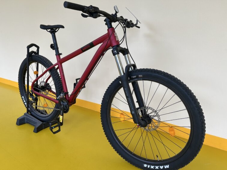 Předváděcí horské kolo WAZOO velikosti M