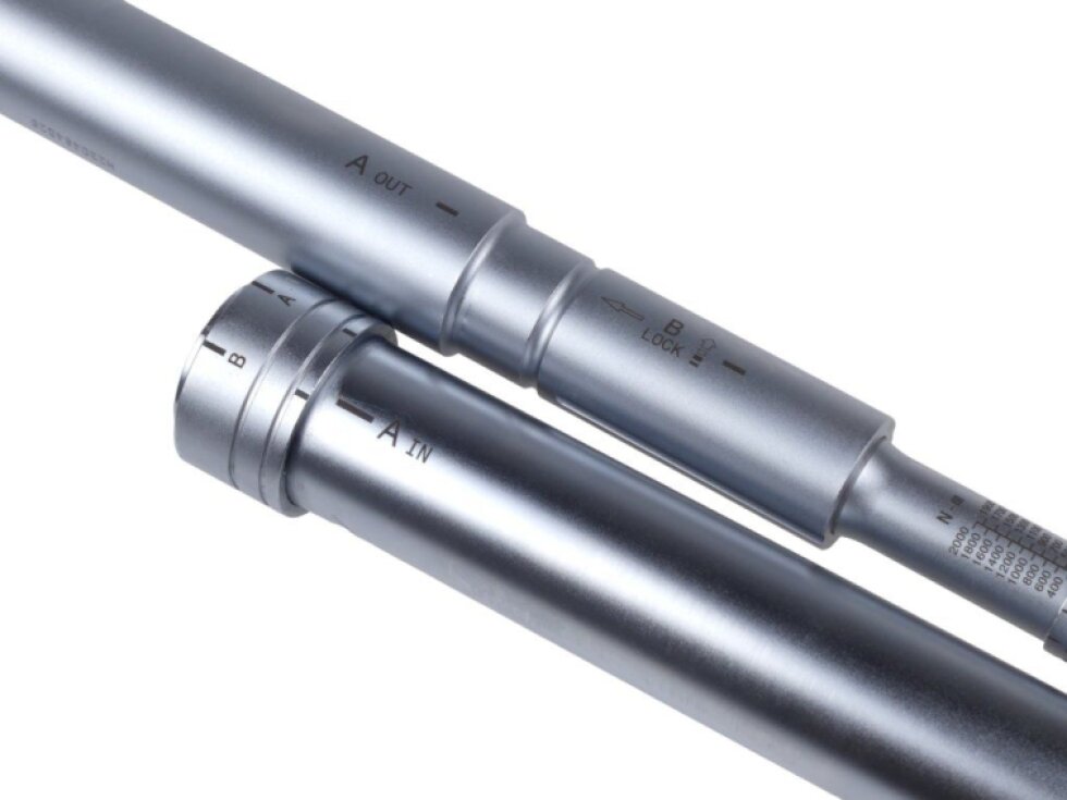 Momentový klíč 1" 400-2000 Nm, s prodloužením, s certifikátem - JONNESWAY T272000N