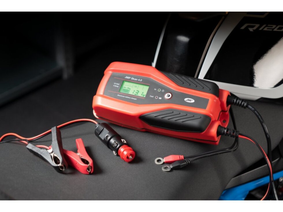 Nabíječka autobaterií 12V, 1-4 A, 4-120 Ah - JMP Skan 4.0
