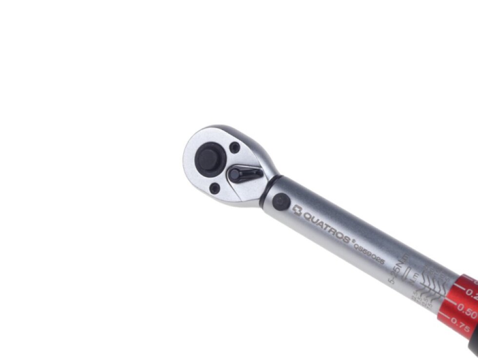 Momentový klíč 1/4", 5-25 Nm, přesný 3%, se zástrčnými hlavicemi, 21 ks - QUATROS QS59001