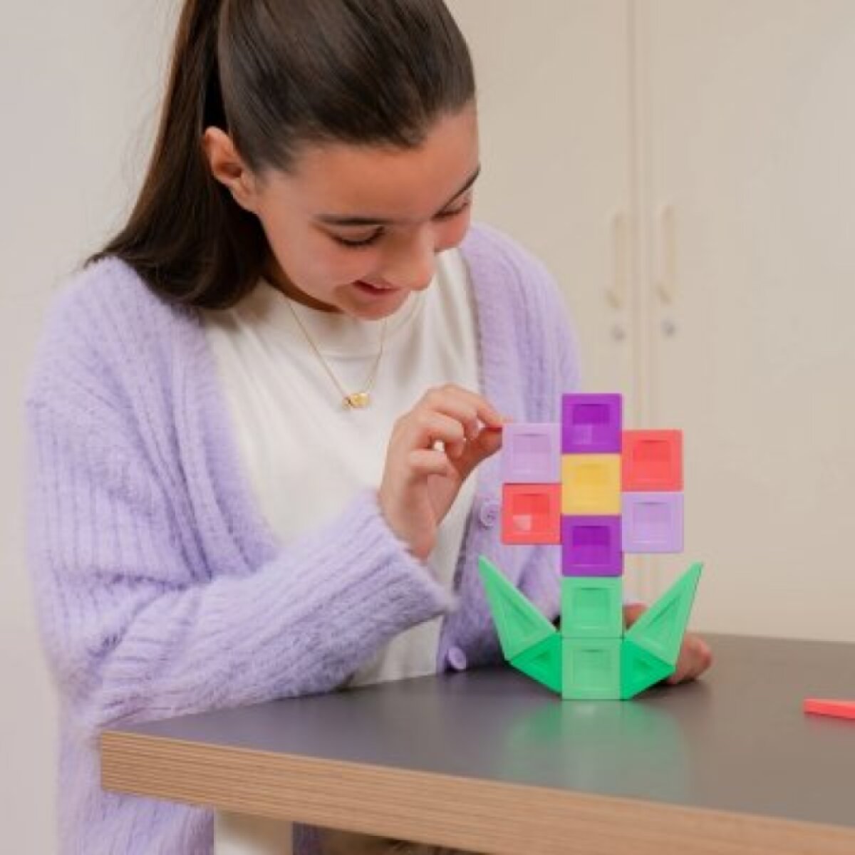 Connetix Magnetická stavebnice - Pro Build It 4 Ways Flowers Set, 21 ks