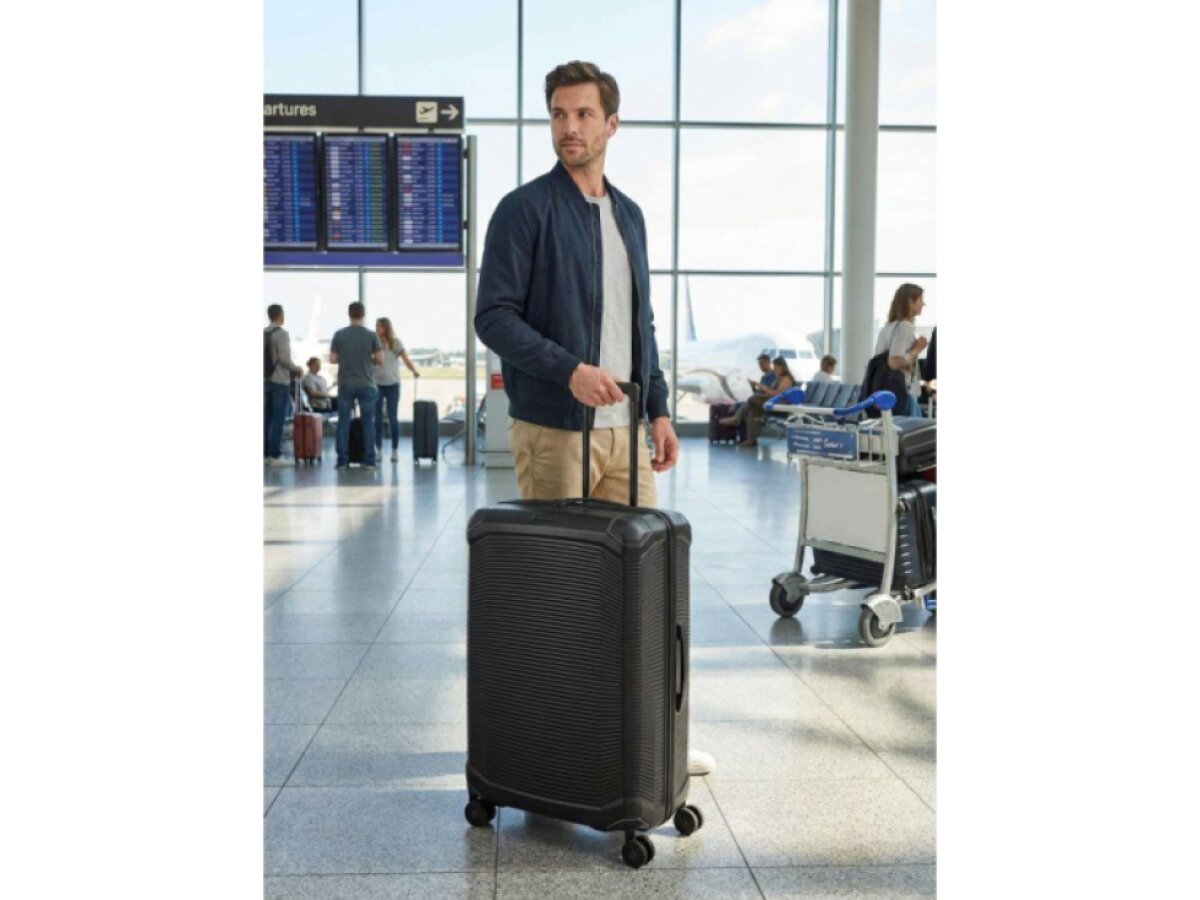 Cestovní kufr Travelite Millennium 4W M EXP