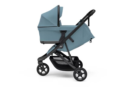 Thule Spring 2 kočárek Black on Black