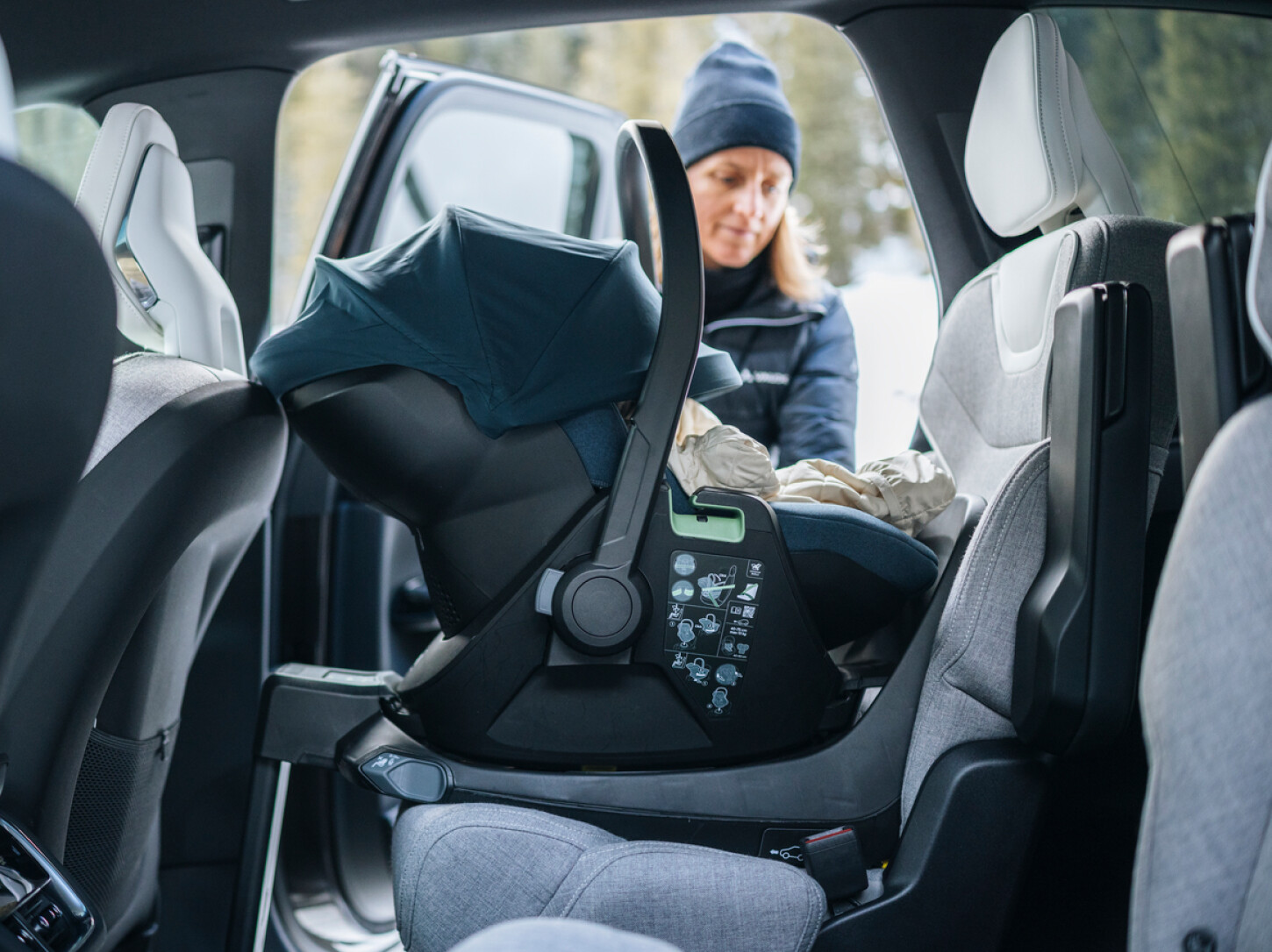 Thule Maple autosedačka Light Grey