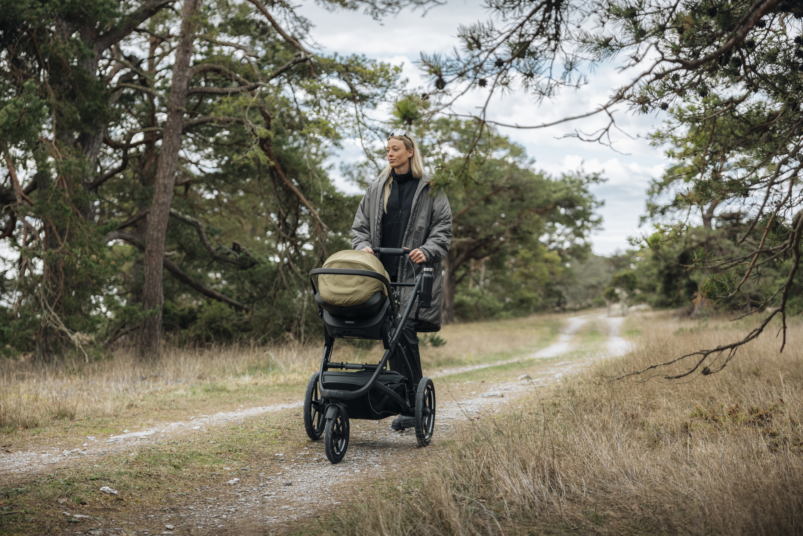 Thule Maple Connect autosedačka Darkest Blue
