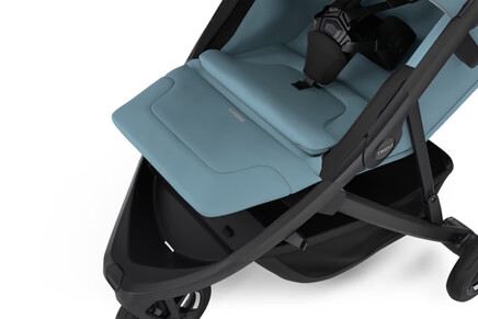 Thule Spring 2 kočárek Black on Black