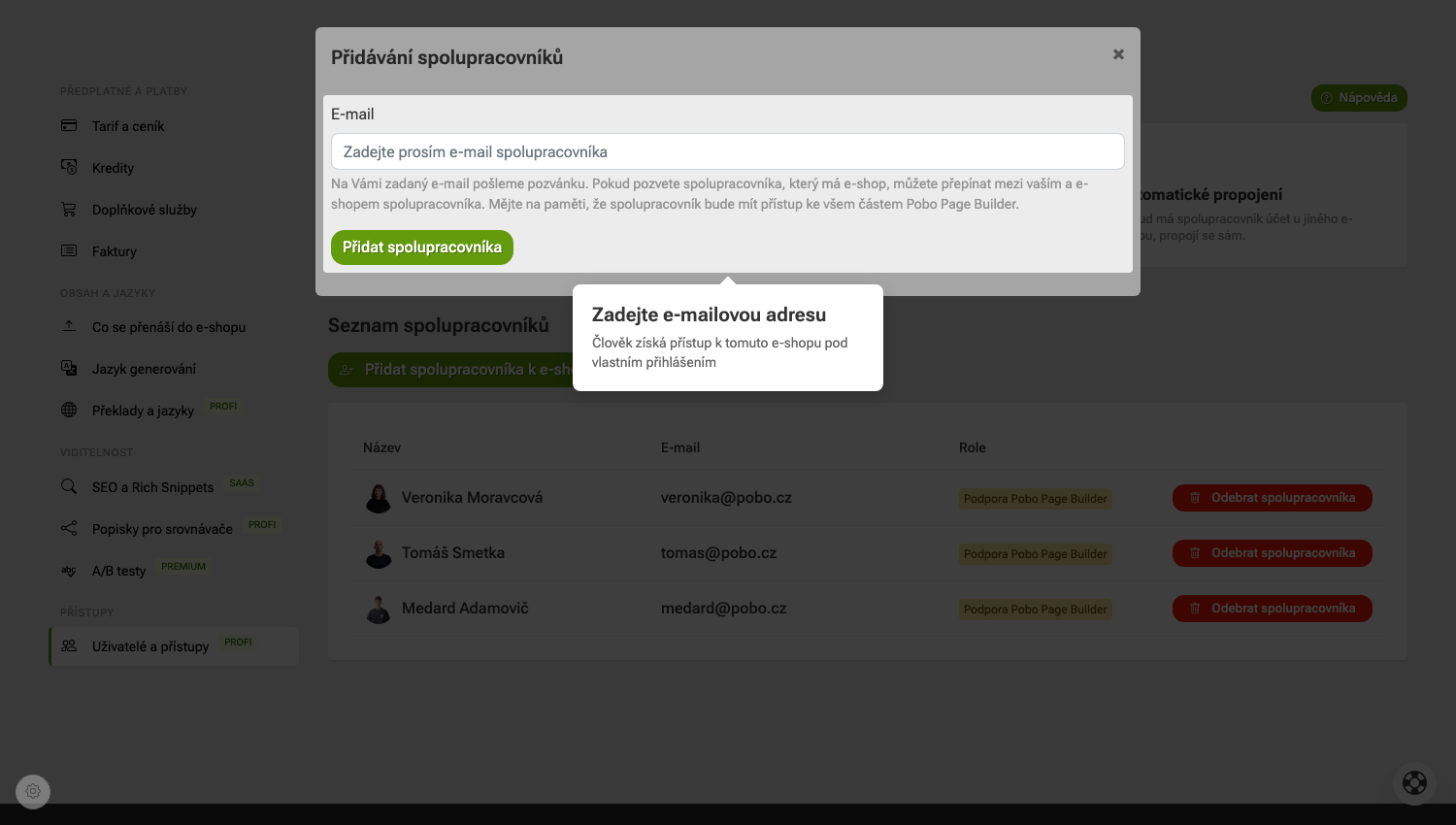 Hogyan adhatok hozzá felhasználókat és hogyan válthatok a webáruházak között?